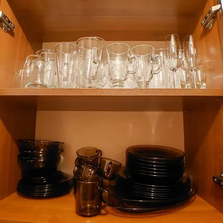 Helios 350m From The דירה *