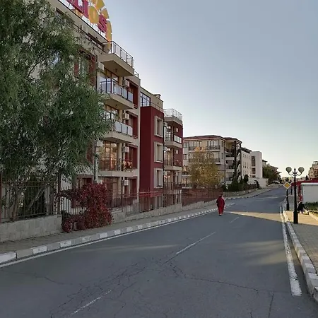 Helios 350m From The * סבטי ולאס