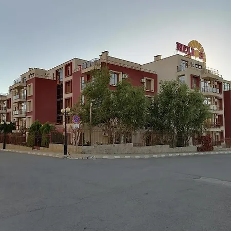 Appartement Helios 350m From The *